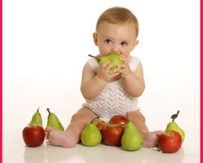 Frutta per neonato: nello svezzamento dai 4 mesi